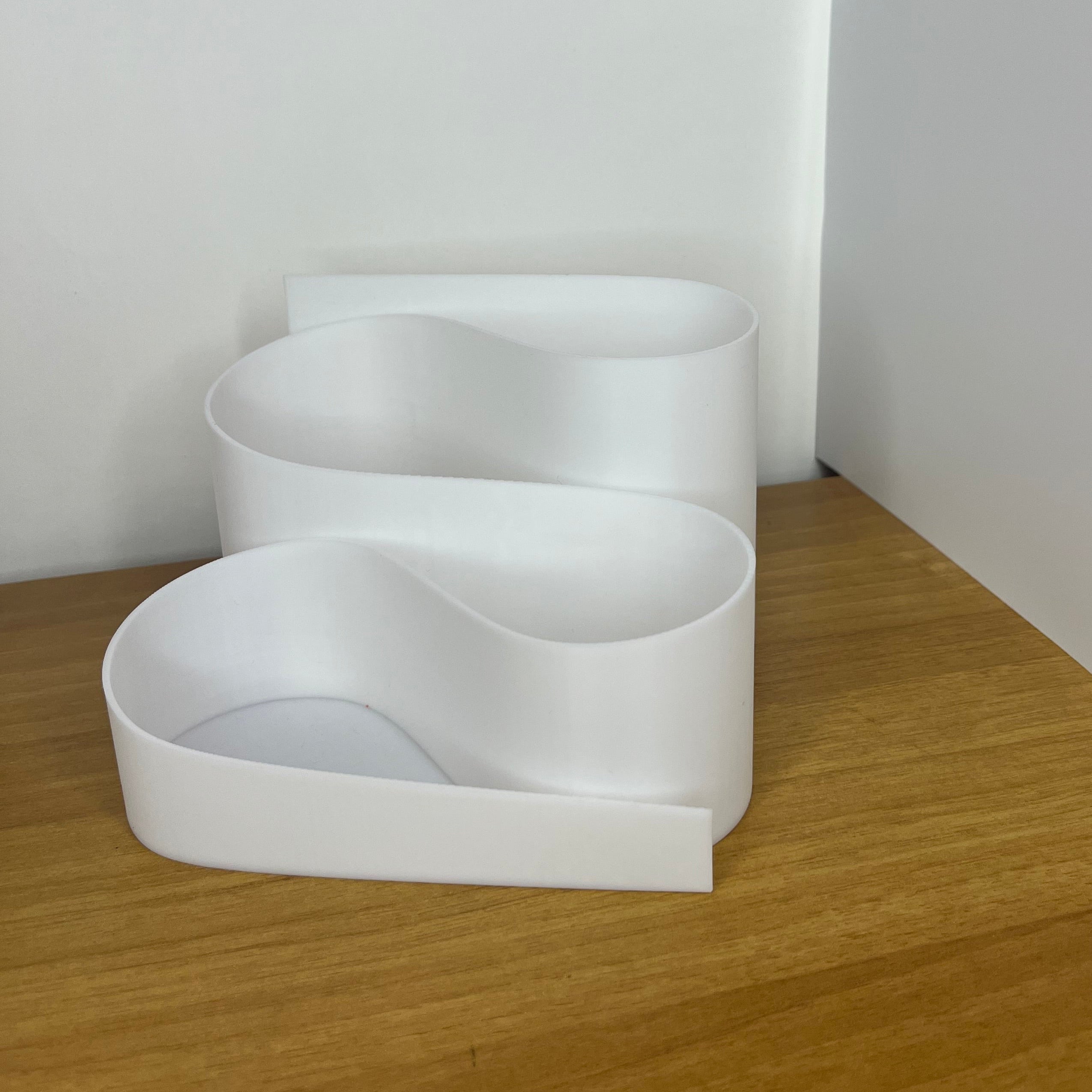 Organizer da scrivania moderno